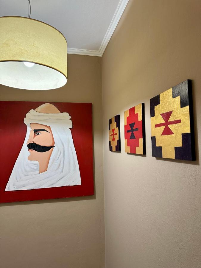 Amos City Center Apartment Tirana Extérieur photo